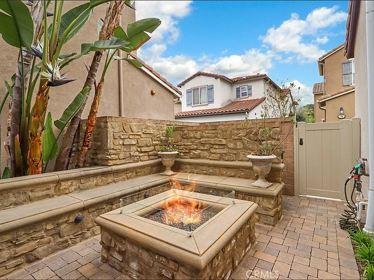 21 Rincon Way — Photo 32