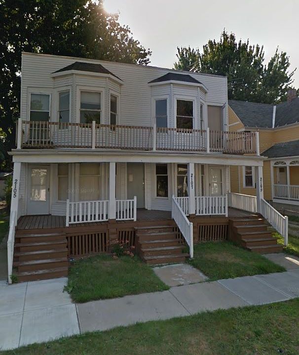 1st image of 2107 W 93rd St #S