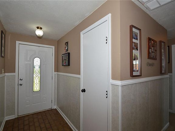 4th image of 227 N 150 W