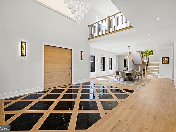 4th image of 5895 Rodgers Rd