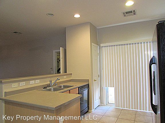 5th image of 9941 Fountain Walk Ave