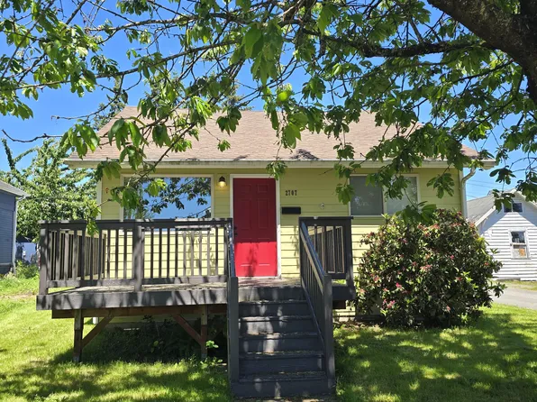 2707 18th St, Everett, WA 98201