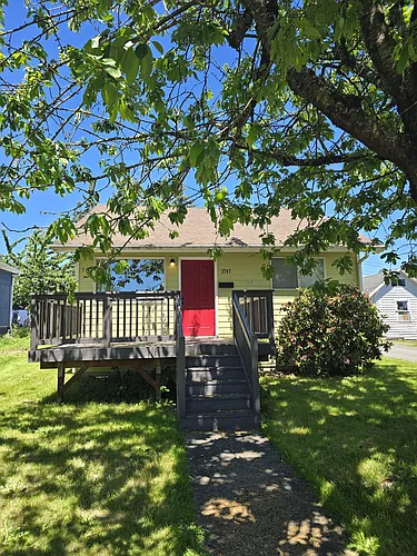 2707 18th St Photo 1