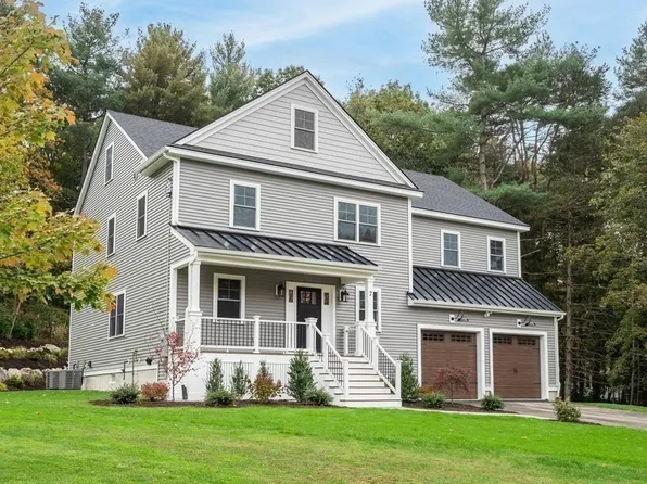 7 Sibley Dr, Bedford, MA 01730