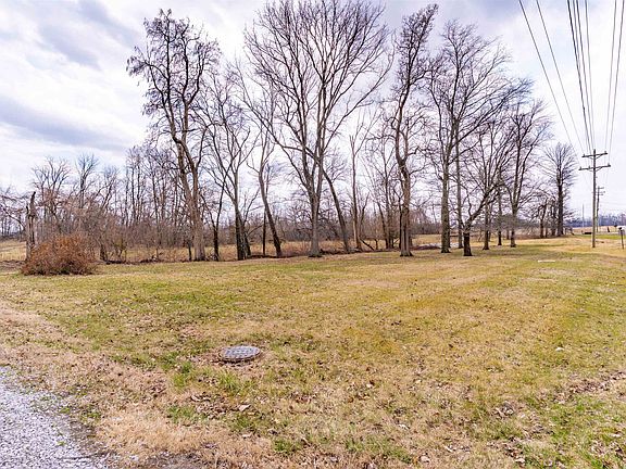 5th image of 2126 Old Madisonville Rd