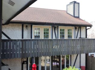 425 Broadway St, Highland, IL 62249