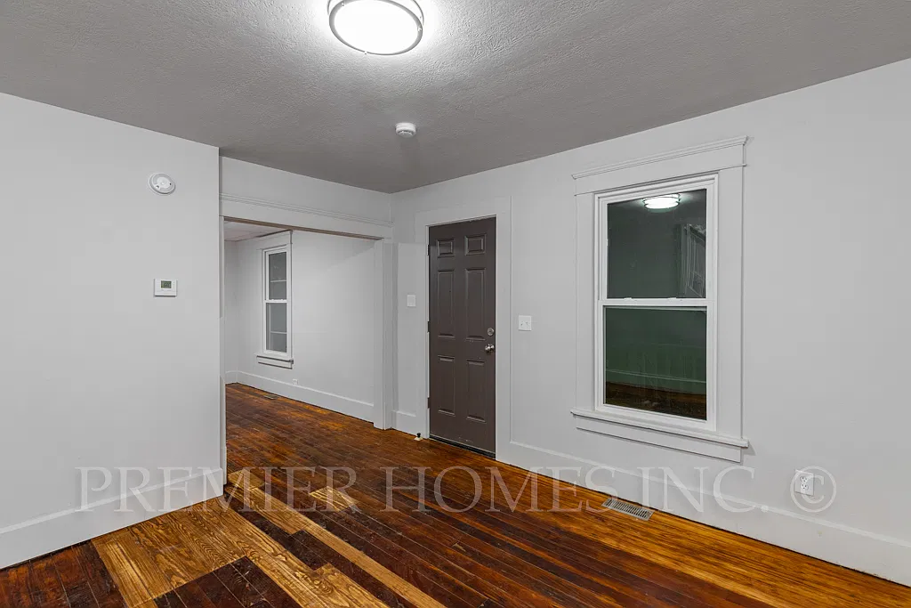 2 bed, 904 sqft, $1,495 — Photo 4