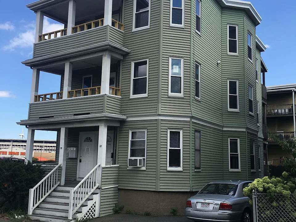 19 New Hampshire Ave #3