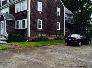 6 Ropewalk Ct APT 1, Plymouth, MA 02360