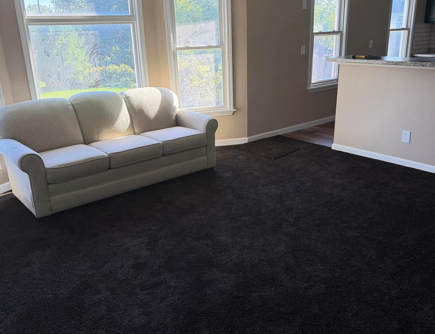 4 bed, 2.0 bath, 1500 sqft, $1,850 — Photo 3