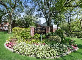 220-18 Stronghurst Ave, Queens Village, NY 11427
