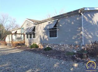 8850 SE Adams St, Wakarusa, KS 66546