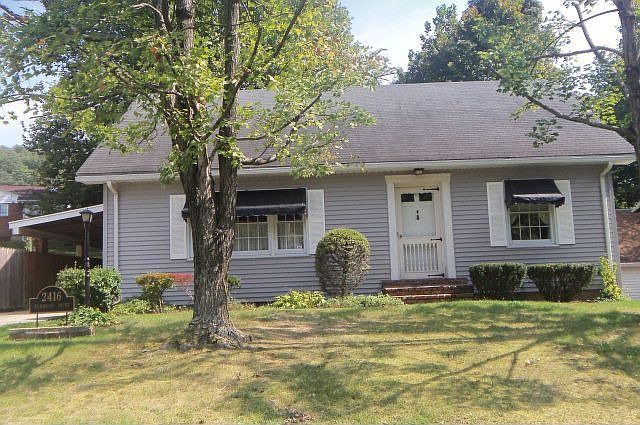 1st image of 2416 Elmwood Dr