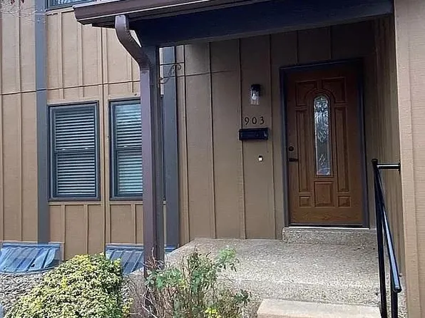 903 Hampton Ct, Belleville, IL 62223