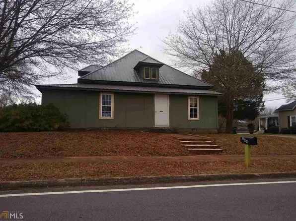 344 Chattahoochee St, Cornelia, GA 30531