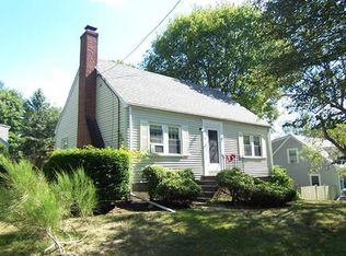 37 Sunset Dr, Beverly, MA 01915