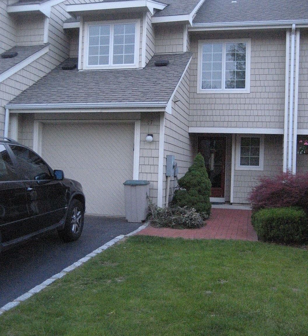 17 Doral. Lane UNIT 17, Bay Shore, NY 11706 Zillow