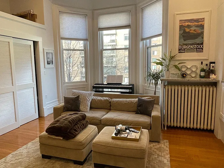 195 Beacon St — Photo 12