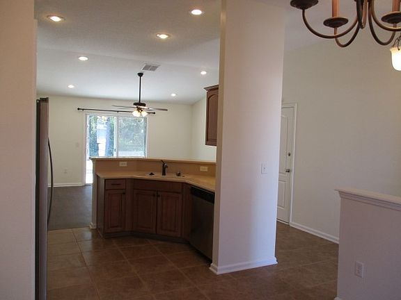 5th image of 12520 White Cedar Trl