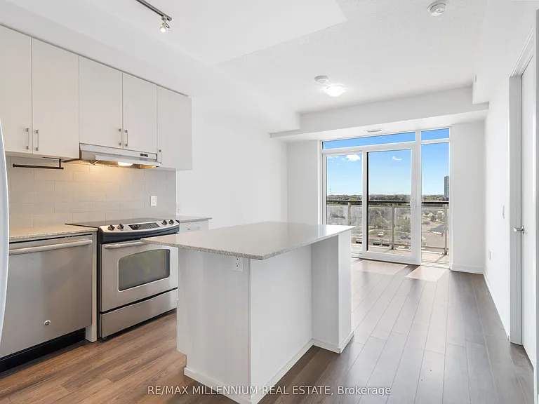 2560 Eglinton Ave W #609 — Photo 17