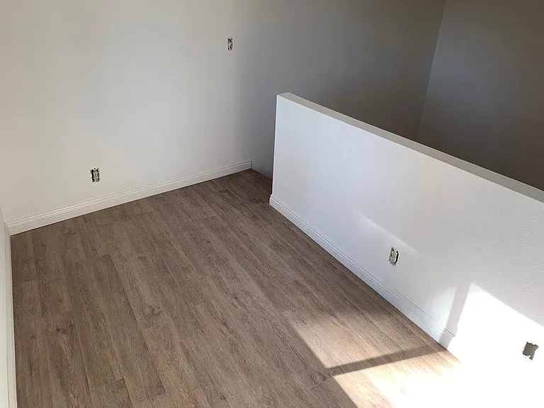 1627 Glendon Ave — Photo 6