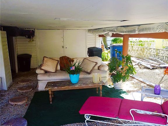 3rd image of 5421 Estero Blvd