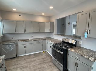 2821 Avondale Ave #2, Cleveland, OH 44118