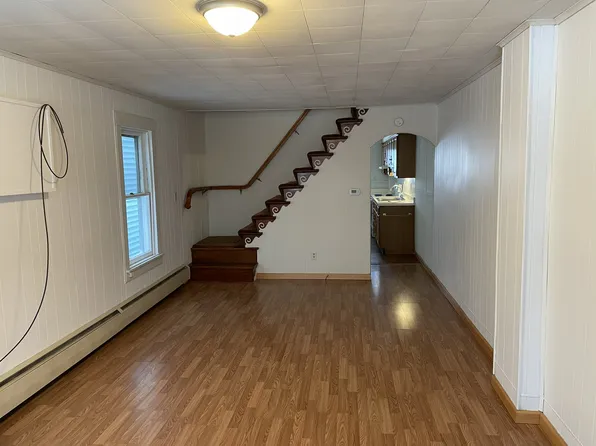1049 Walnut St #1049, Sunbury, PA 17801