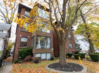38 Leuty Ave #1A, Toronto, ON M4E 2R3
