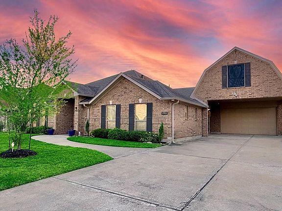 2nd image of 2504 Rosa Rita Dr