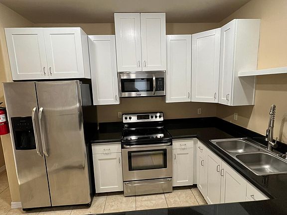 5th image of 2027 Chance Dr APT 1