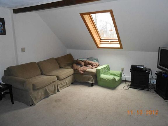 2nd image of 9 Glenwood Ave