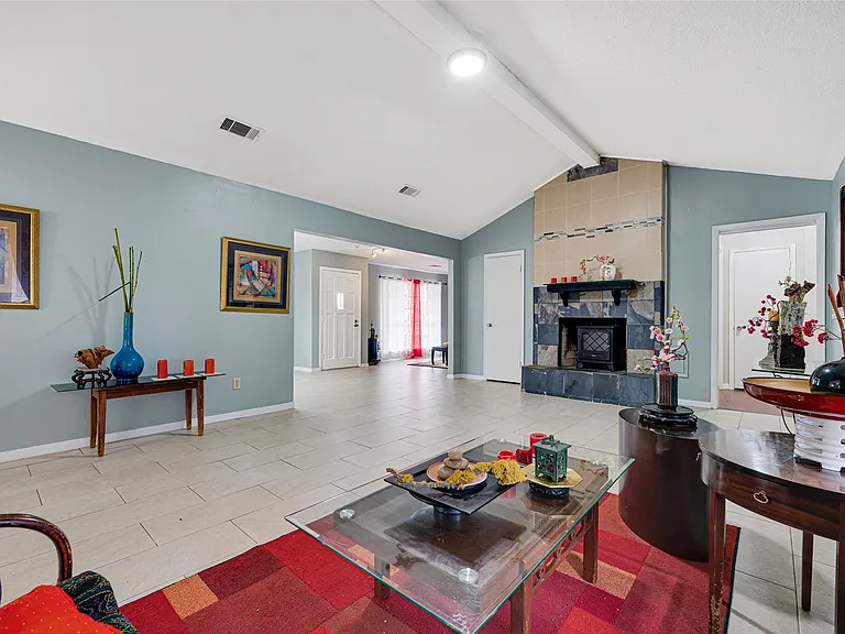 11826 Oceanview St — Photo 7