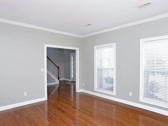 5th image of 316 Jane Briggs Ave