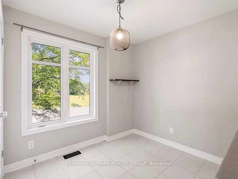 1124 Klondike Rd #C — Photo 6
