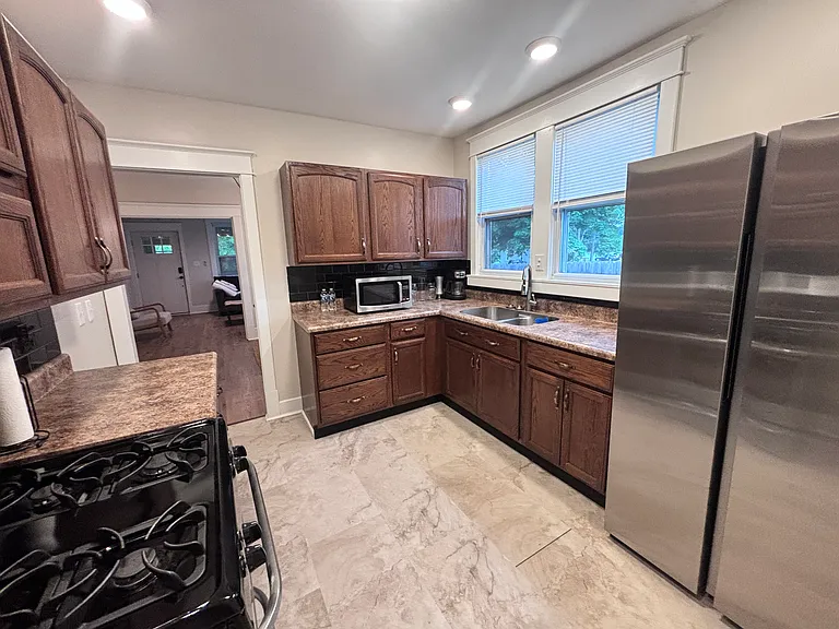 48 Townhall Rd — Photo 10