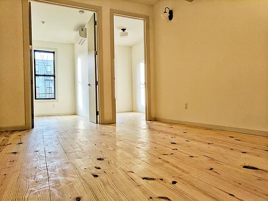 Rented by SCOUTBK.COM | media 11