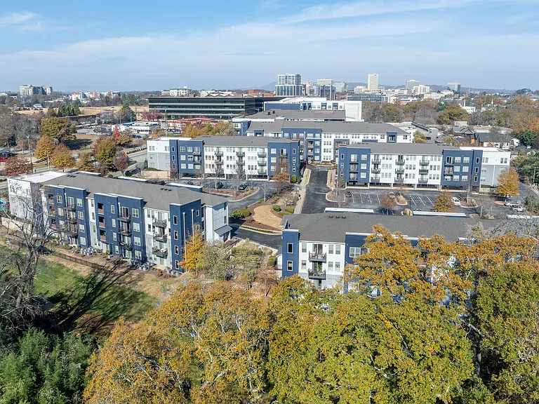 South Ridge — Photo 16