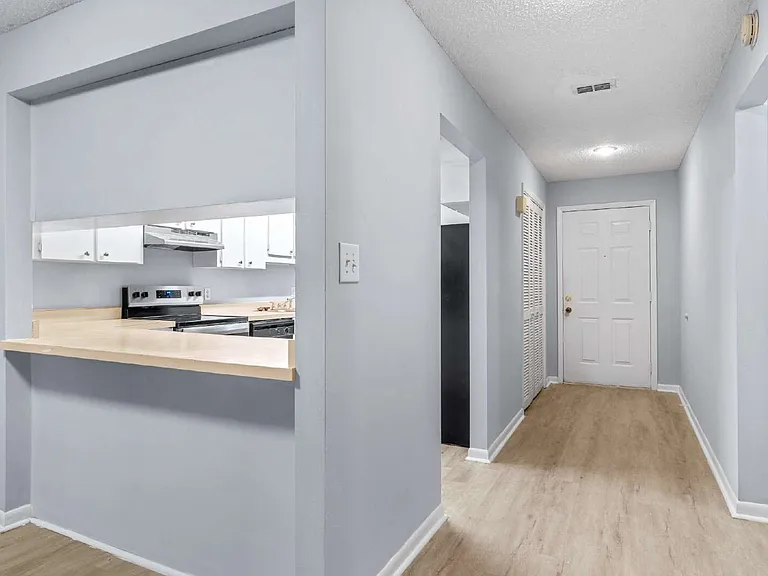 2953 SW 32nd Ave — Photo 11