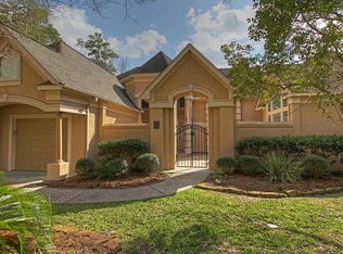 18 Harbor Cove Dr, Spring, TX 77381