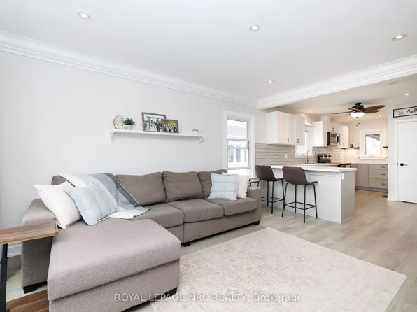 70 Ghent St, Saint Catharines, ON L2N 2C9