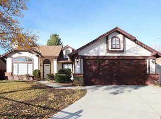 4359 Saddleback Rd, Palmdale, CA 93552