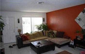 3rd image of 1611 NE 50th Ct