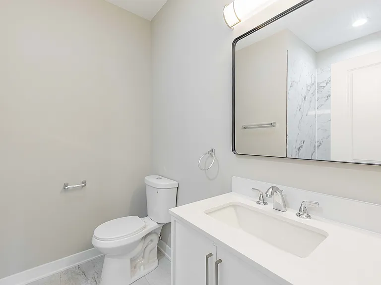 3029 W Washington Blvd #2 — Photo 19