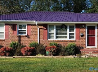 206 Noblitt St, Albertville, AL 35950