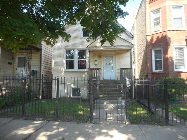 1st image of 2218 N Keeler Ave #1