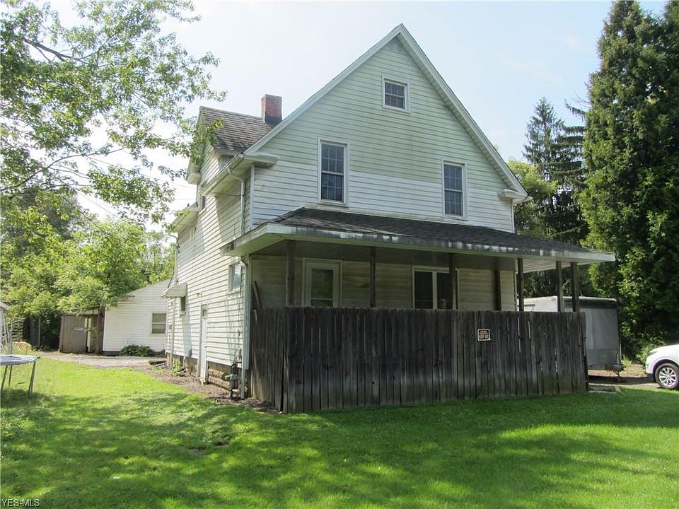 2nd image of 4115 W Market St