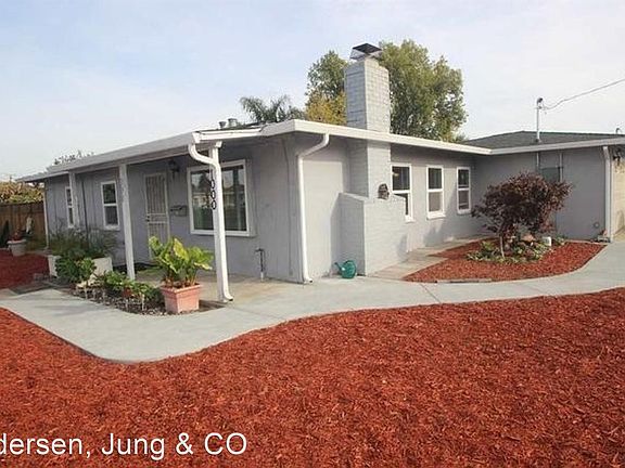 3rd image of 998-1000 Sueirro St
