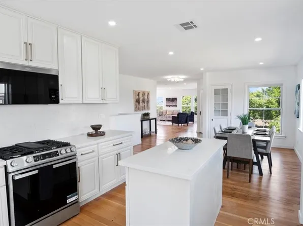 9255 Grossmont Blvd, La Mesa, CA 91941