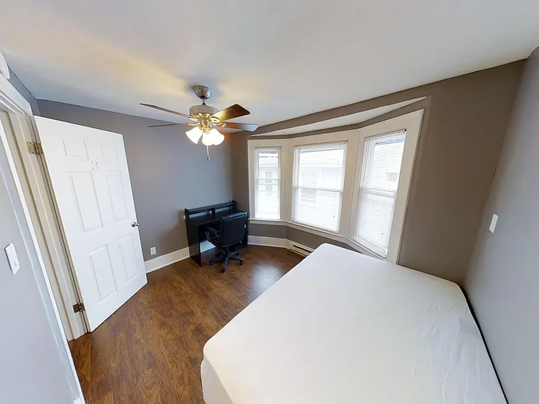 930 Ackerman Ave — Photo 16